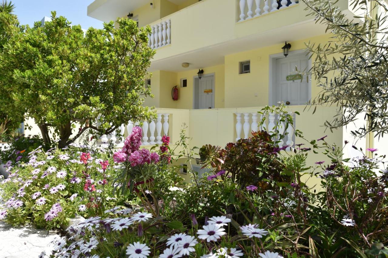 Meraki Apartments And Studios Tolo Exterior photo