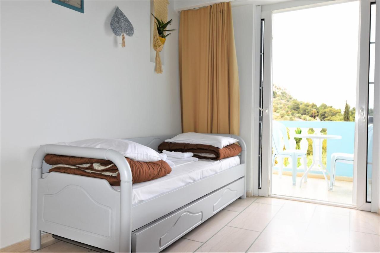 Meraki Apartments And Studios Tolo Exterior photo